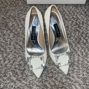 NWT Antonio Melanie Collection heels